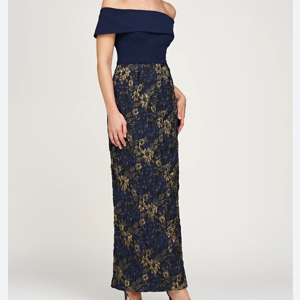 JS Collections Fidelia Navy Gold Floral Lace Off Shoulder Column Dress 6 NWT